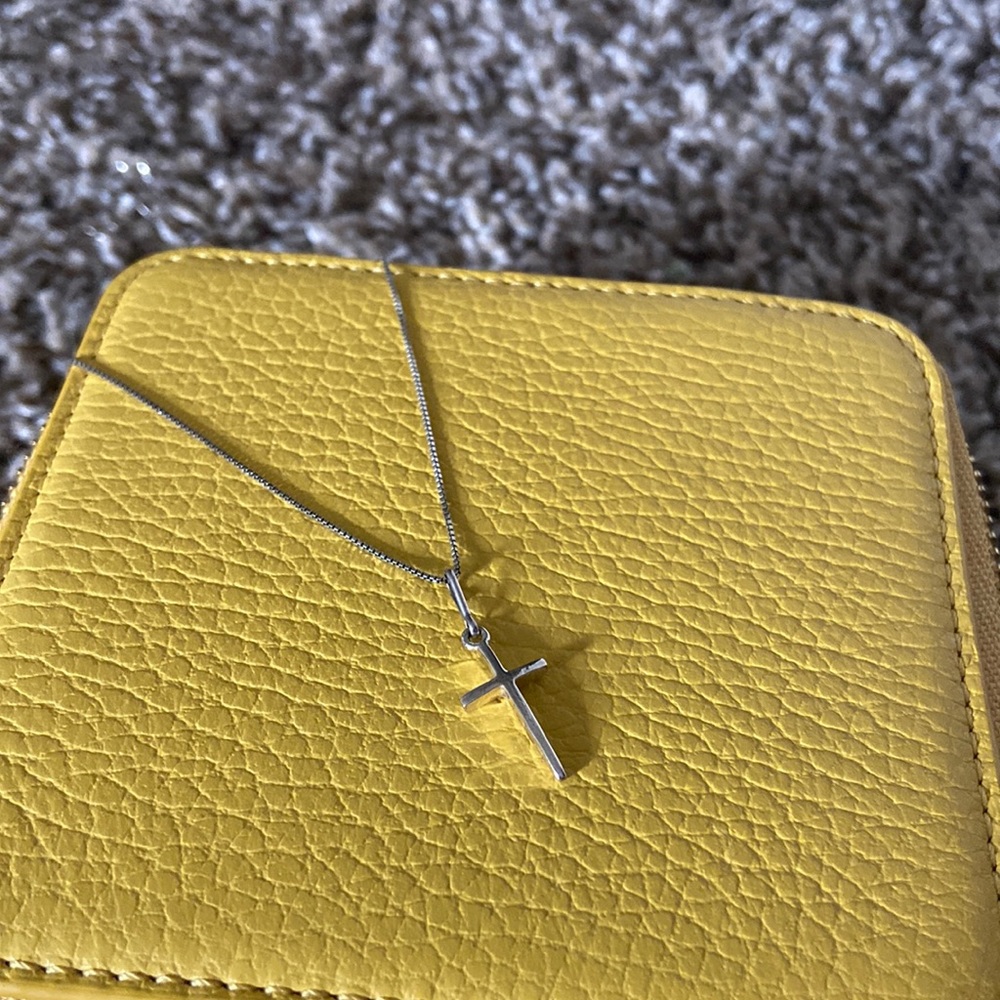 925 sterling silver cross necklace